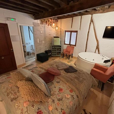 Secreto Suites By Gloove เกว็งกา ภายนอก รูปภาพ